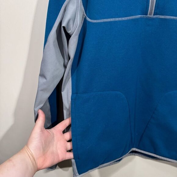 Under Armour Cold Gear Blue Fleece Quarter Zip Sweater - Picture 4 of 5